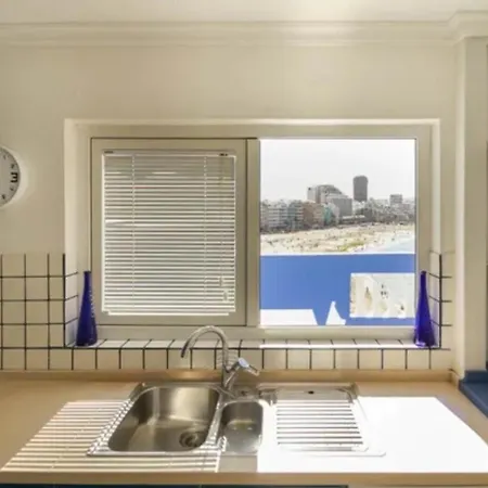Beachfront Canteras La Puntilla Area Apartment *